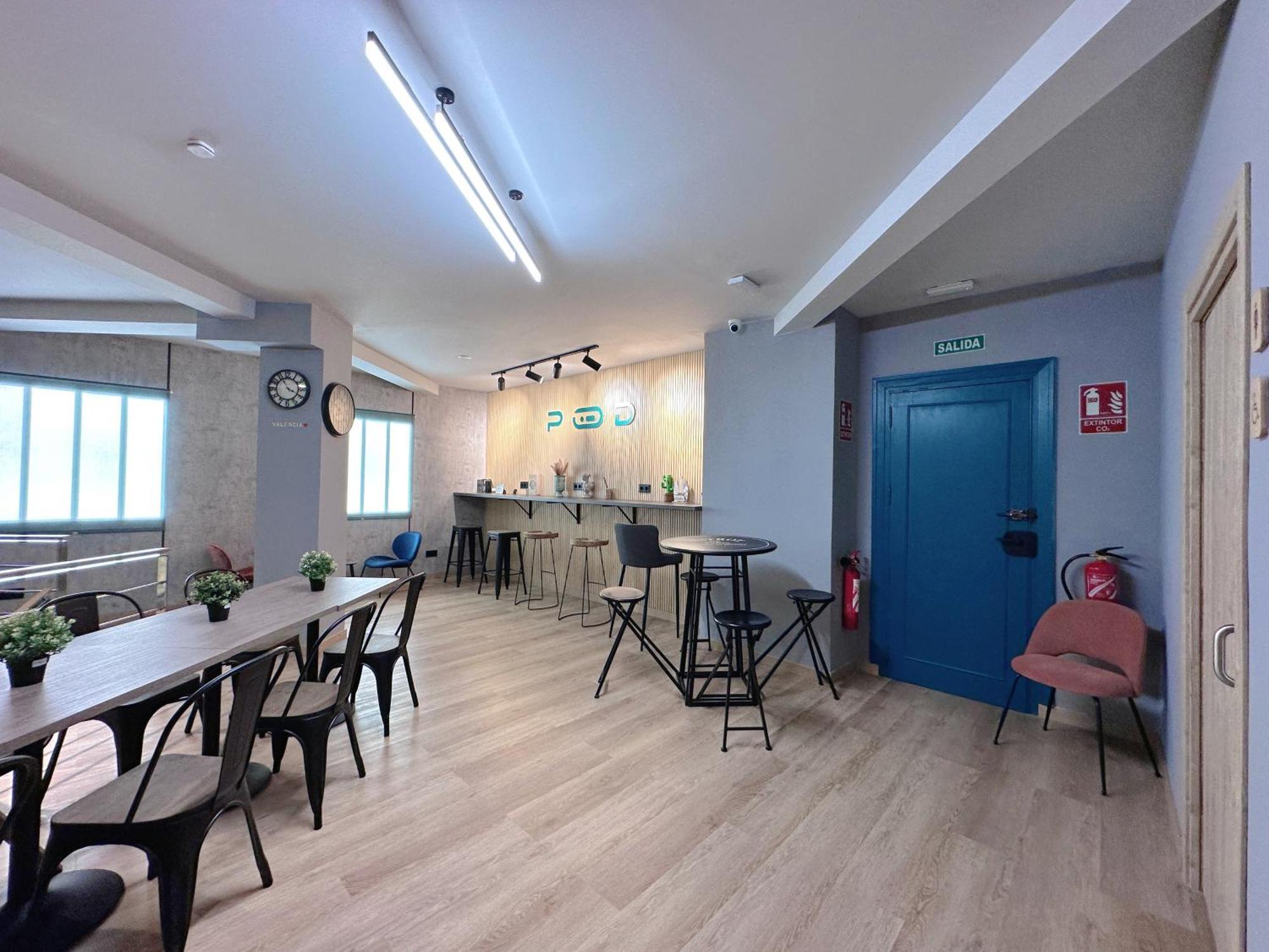 The Pod Suite Hostel Blasco Valencia Eksteriør billede